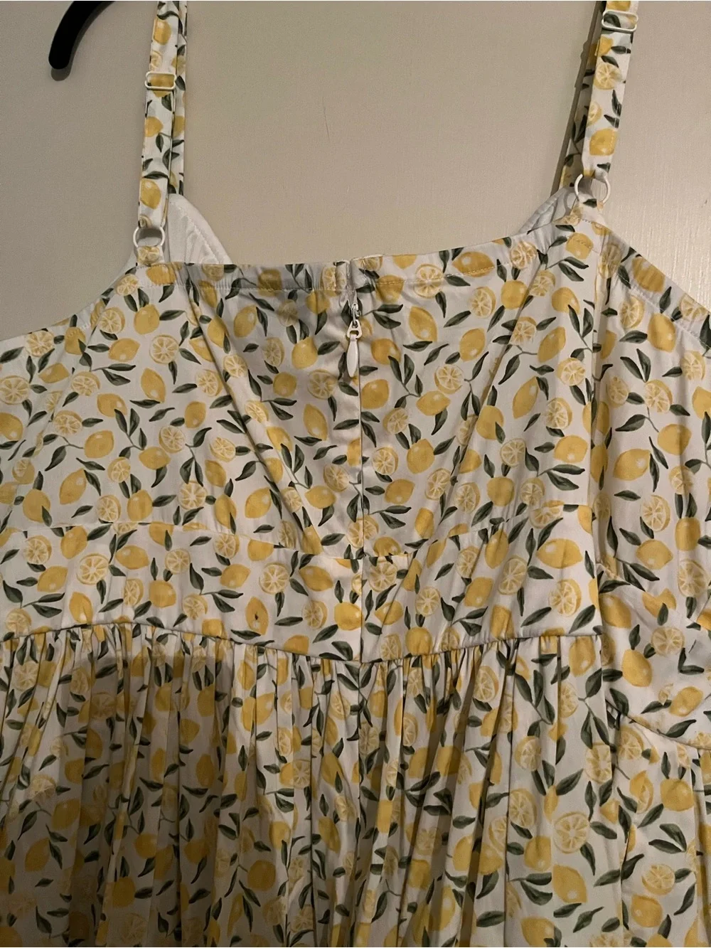 torrid White Sundress with Yellow Lemon Print, size 20